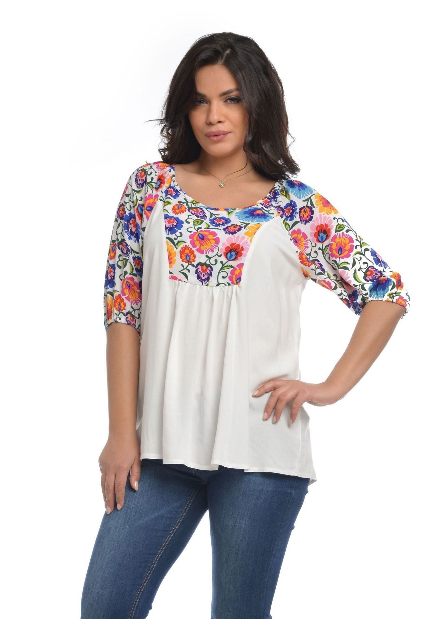 Bluza Dama Alba cu flori multicolore 